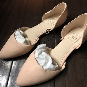 Women’s Cream Gap flats